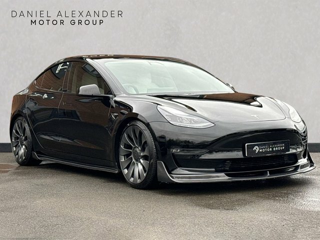 Compare Tesla Model 3 Long Range Awd 302 Bhp D10YLO Black