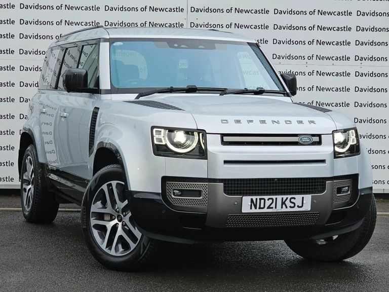 Compare Land Rover Defender 3.0 D300 Mhev X-dynamic Hse 4Wd Euro 6 Ss ND21KSJ Silver