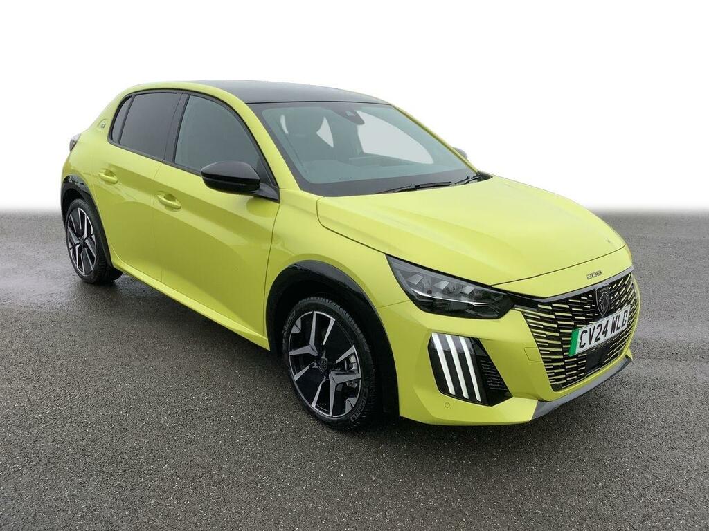 Compare Peugeot 208 115Kw Gt 51Kwh CV24WLD Yellow