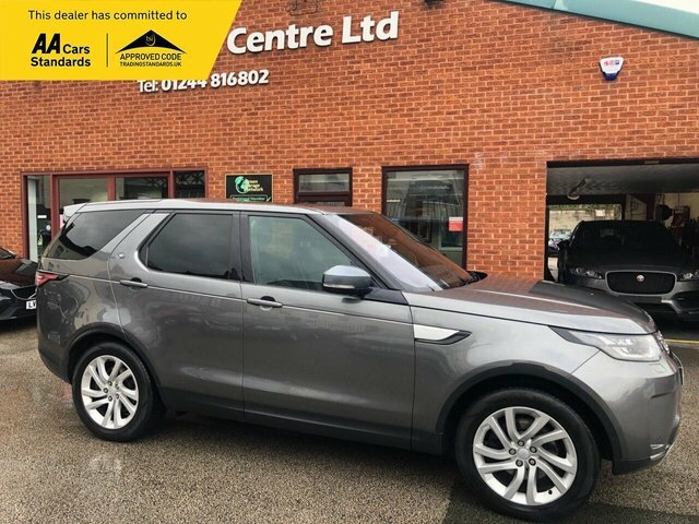Compare Land Rover Discovery 3.0 Td6 Hse 255 Bhp OY17USV Grey