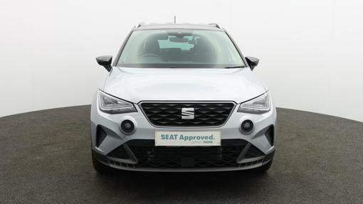 Compare Seat Arona Hatchback FX73XUW Silver