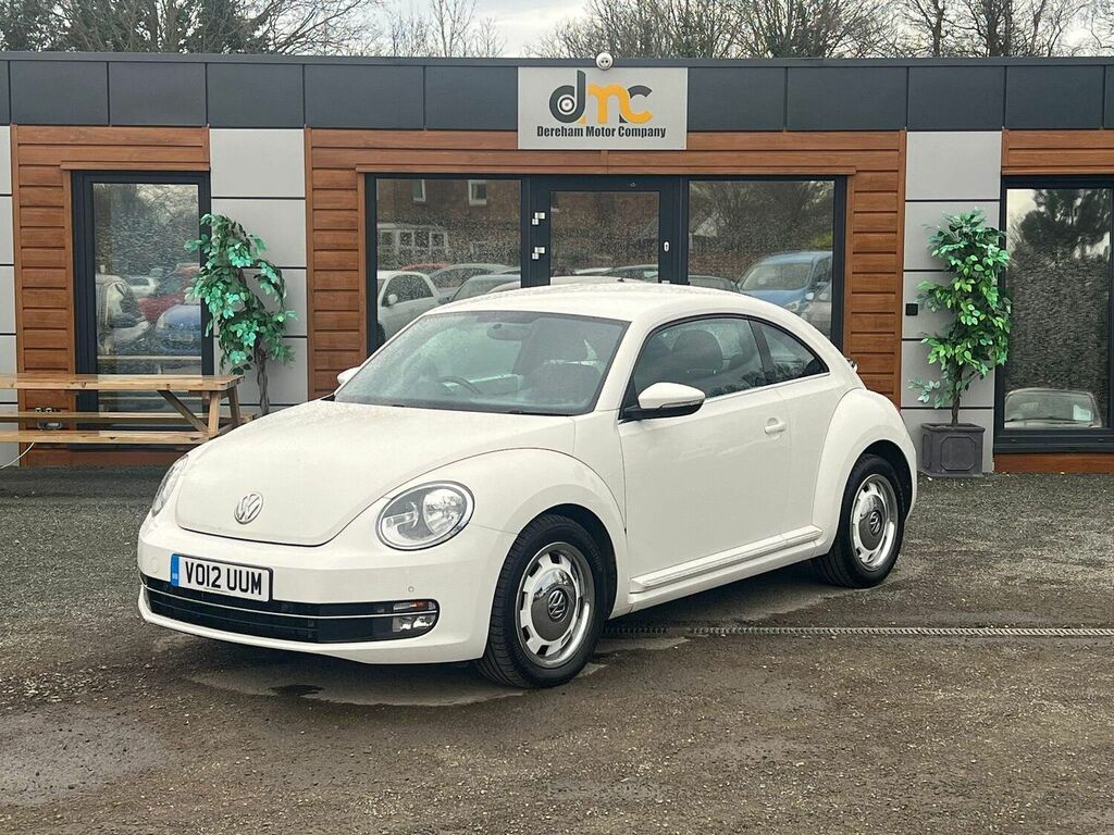 Volkswagen Beetle Hatchback White #1