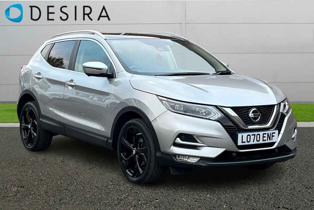Compare Nissan Qashqai 1.3 Dig-t 160 157 N-motion Dct LO70ENF Silver