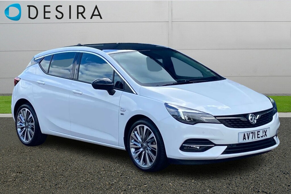 Compare Vauxhall Astra 1.2 Turbo 145 Griffin Edition AV71EJX White