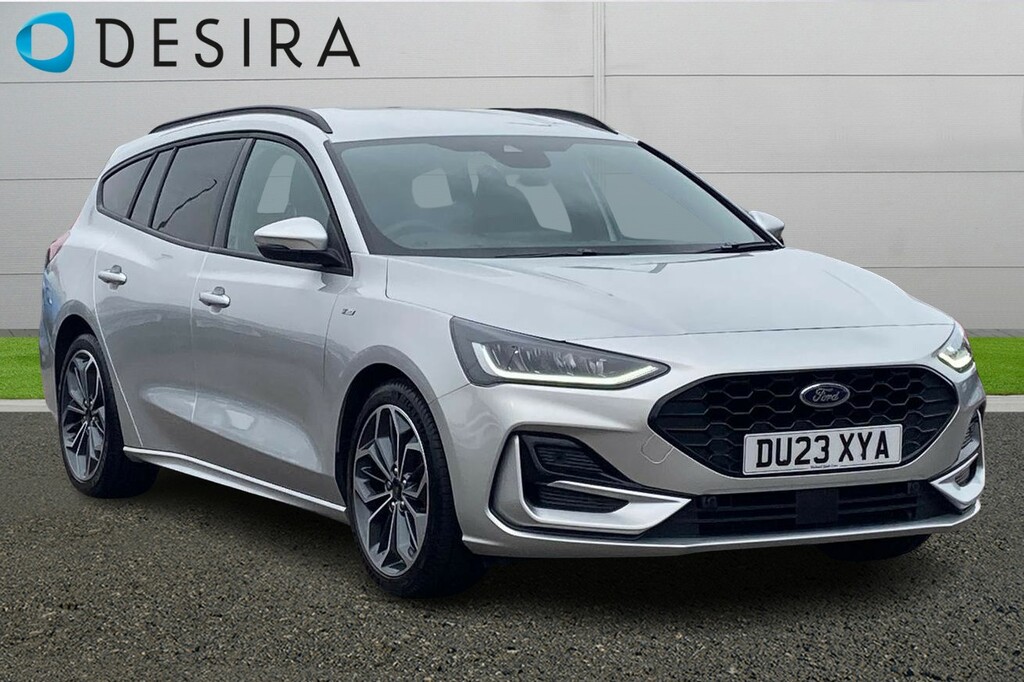 Compare Ford Focus 1.0 Ecoboost Hybrid Mhev 155 St-line X Es DU23XYA Silver