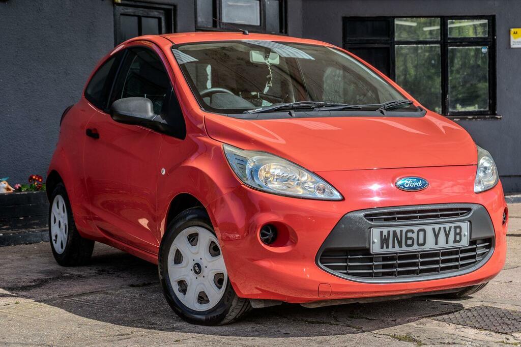 Compare Ford KA Hatchback 1.2 WN60YYB Red