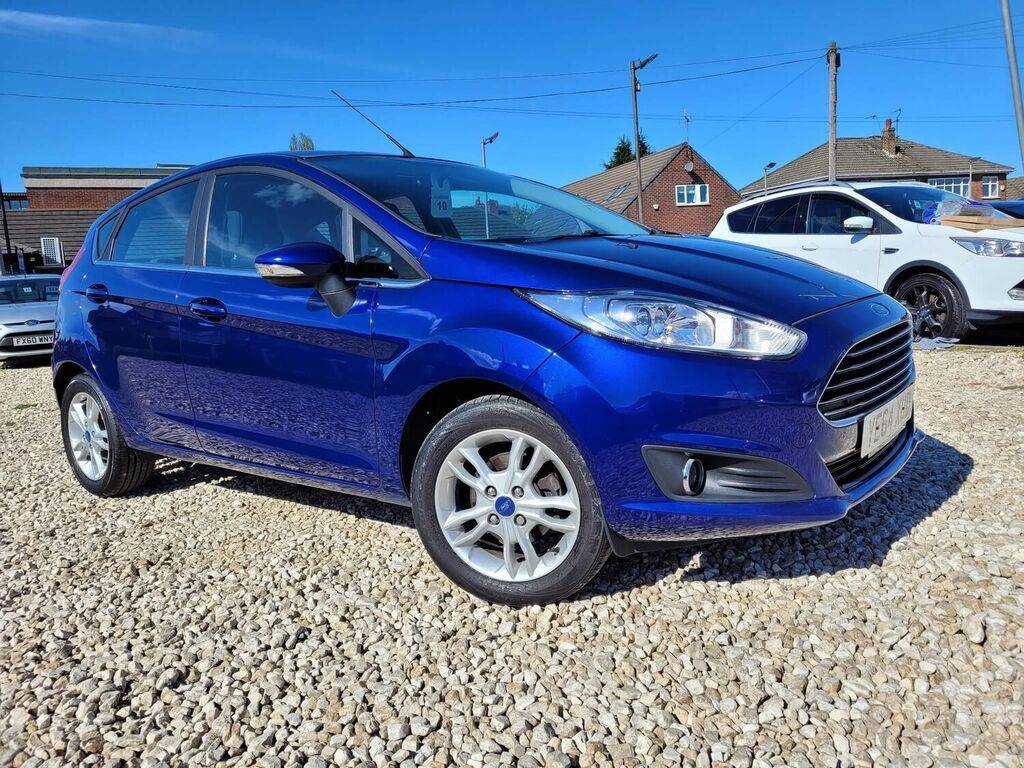 Compare Ford Fiesta Hatchback 1.0T Ecoboost Zetec Euro 5 Ss 20 YE64XUD Blue