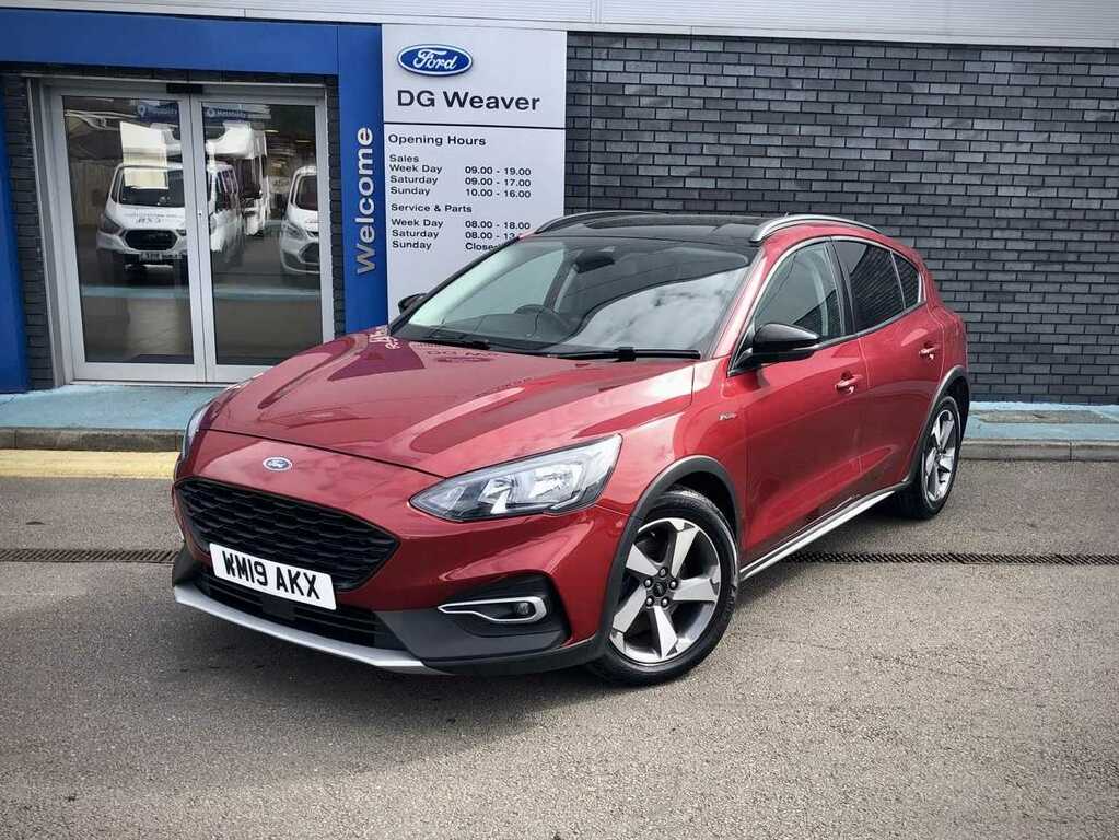 Compare Ford Focus Active WM19AKX Red