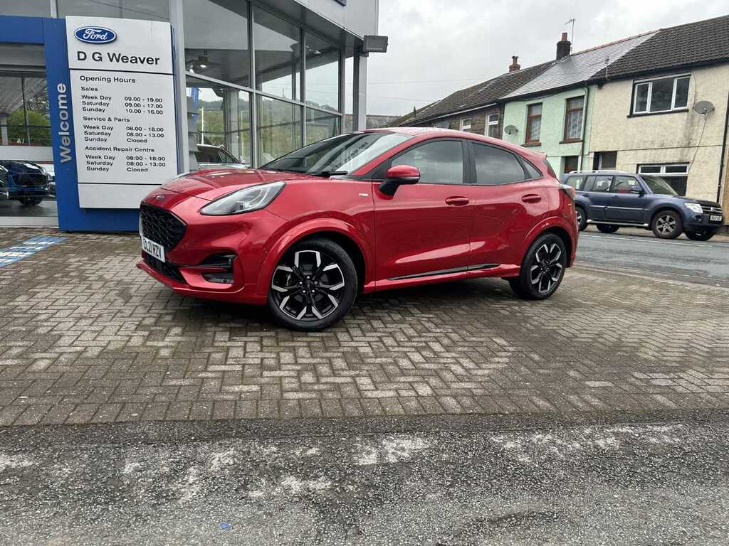 Compare Ford Puma St-line X CL21RZV Red