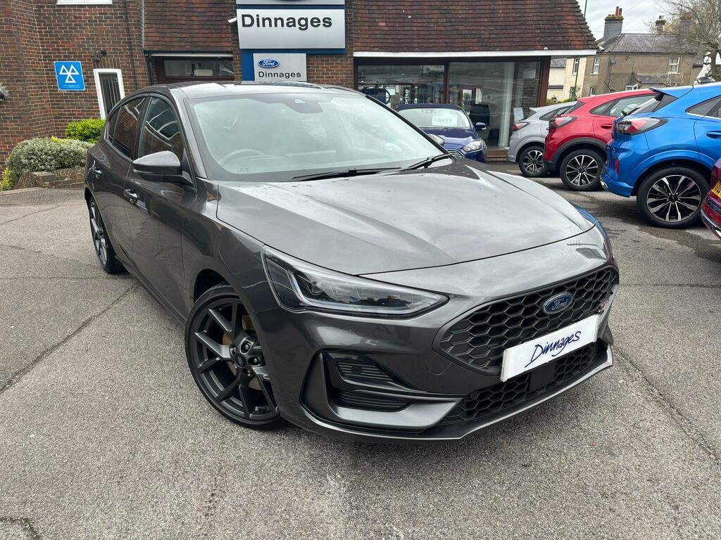 Compare Ford Focus St 2.3T Ecoboost 280Ps GY72AXC 
