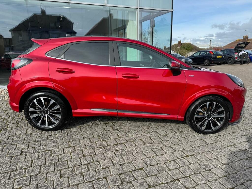 Compare Ford Puma St-line Vignale 1.0T Ecoboost 155Ps Mhev GY72TEO Red