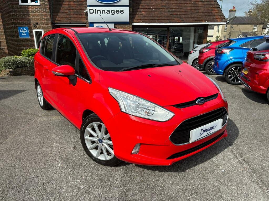 Compare Ford B-Max Titanium Navigator 1.0T Ecoboost 100Ps GU17UOY Red