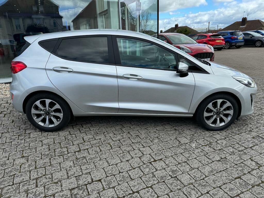 Compare Ford Fiesta Trend 1.0T Ecoboost 95Ps GX70HKP Silver