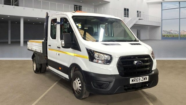 Compare Ford Transit Custom 2.0 350 Leader Crc WR69ZWN White
