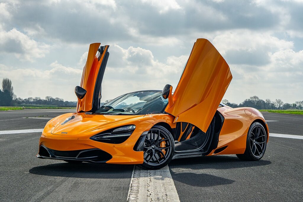 Compare McLaren 720S U1135 Ulez LR19LUT Orange