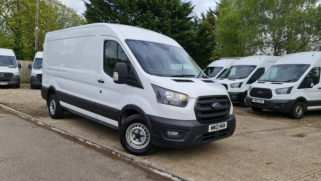 Compare Ford Transit Custom 2.0 Ecoblue 130Ps H2 Leader Van WM21NKW White