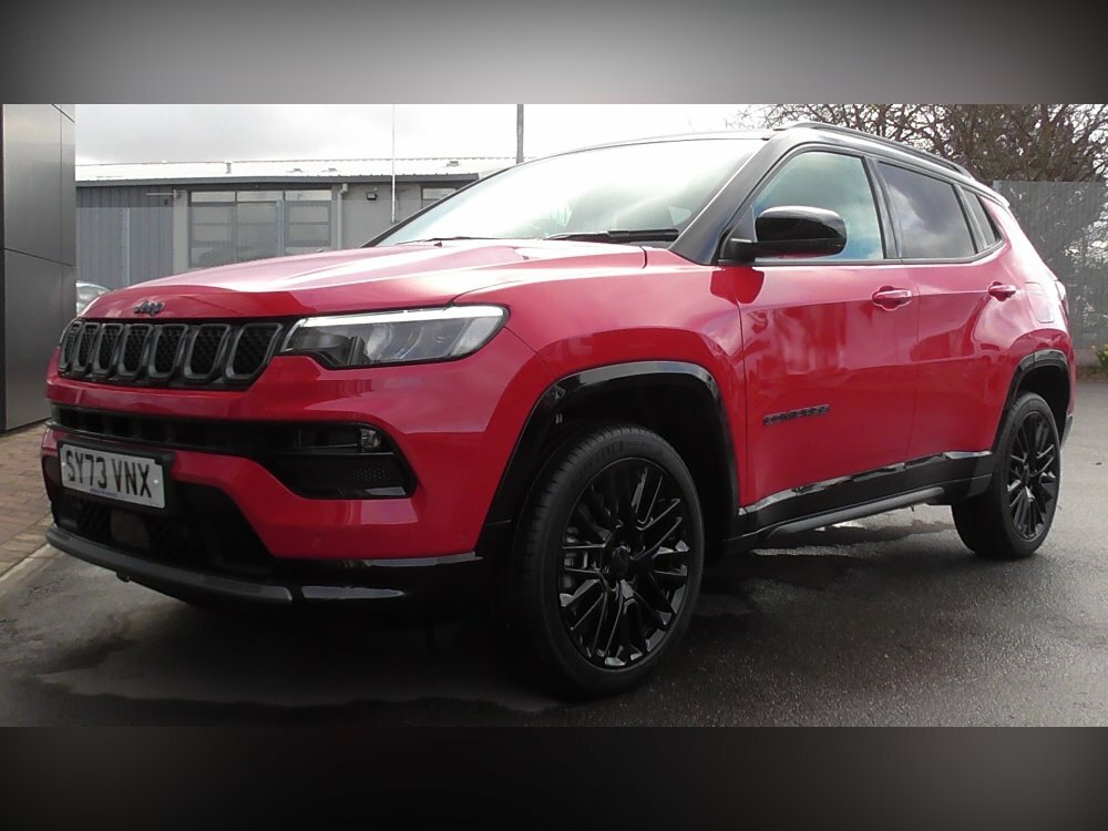 Compare Jeep Compass S 5-Door SY73VNX Red