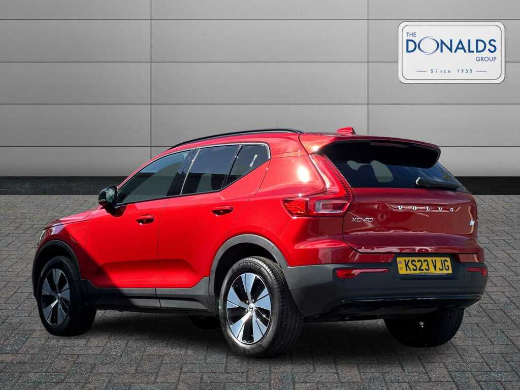 Compare Volvo XC40 Recharge Plus, T4 Plug-in Hybrid, KS23VJG Red