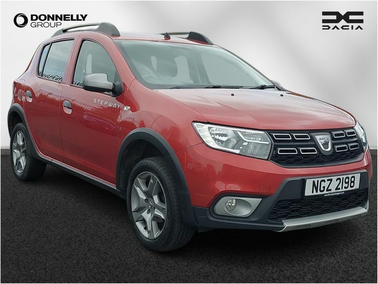 Compare Dacia Sandero Stepway 0.9 Tce Essential NGZ2198 Red