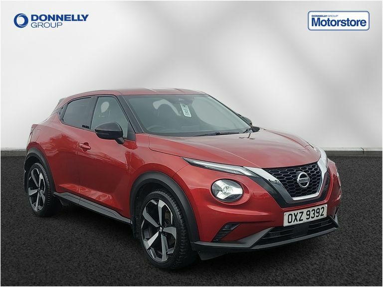 Compare Nissan Juke 1.0 Dig-t 114 Tekna OXZ9392 Red
