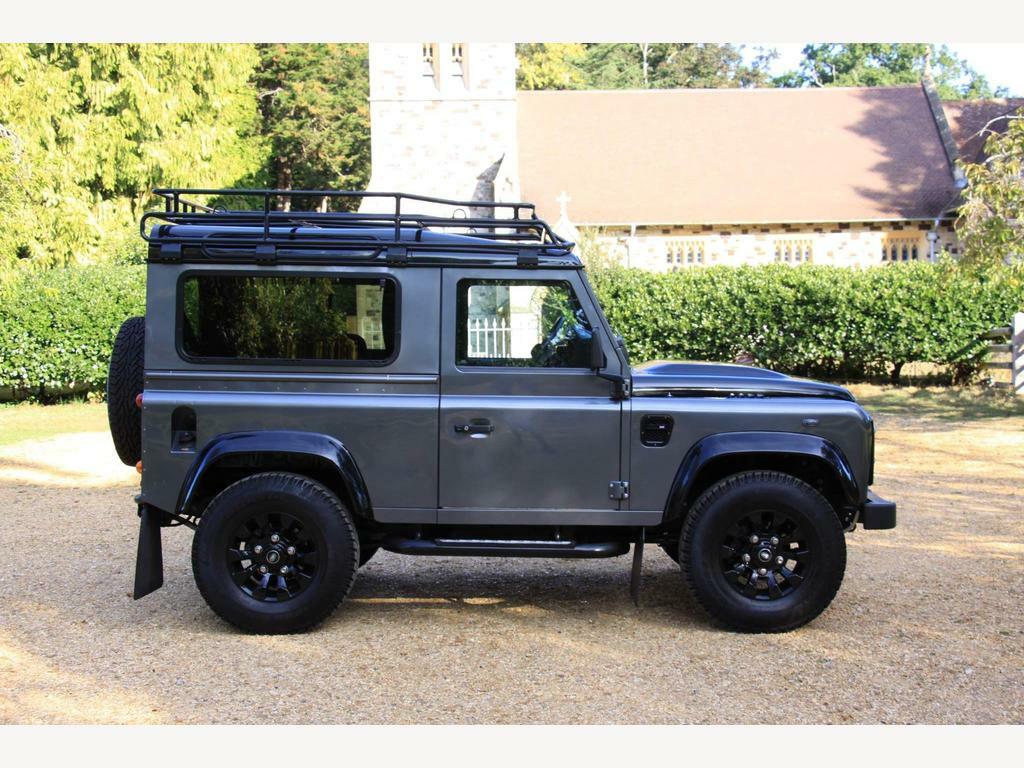 Compare Land Rover Defender 90 90 2.2 Tdci Xs Station Wagon 4Wd Euro 5  Grey