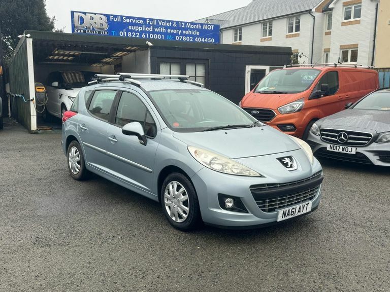 Compare Peugeot 207 1.6 Hdi 90 NA61AYT Blue