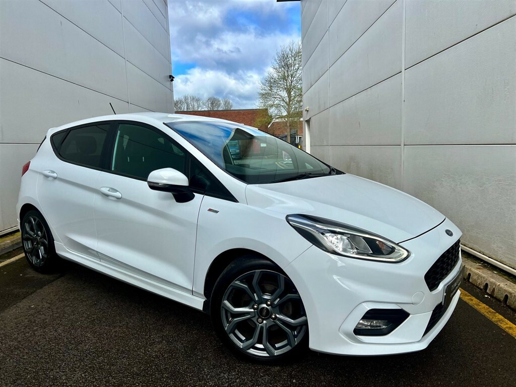 Compare Ford Fiesta 1.0T Ecoboost St-line Euro 6 Ss RV20OOC White