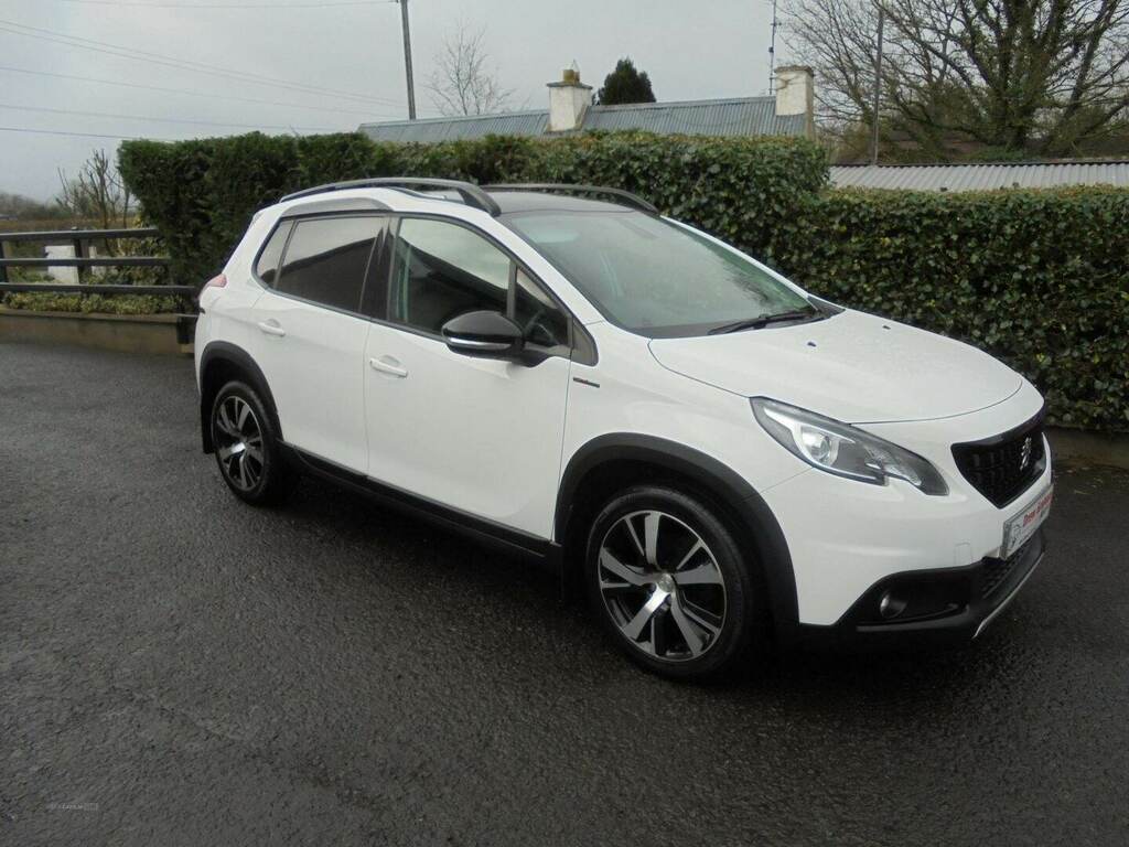 Compare Peugeot 2008 1.6 Bluehdi 120 Gt VN67FYU White