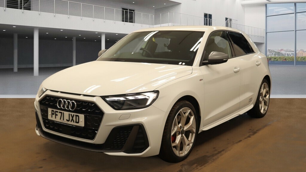 Compare Audi A1 S Line Competition 40 Tfsi 207 Ps S Tronic PF71JXD White