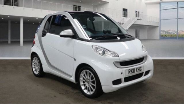 Compare Smart Fortwo 0.8 Cdi Passion Softtouch Euro 5 2Dr... RK11XHG White