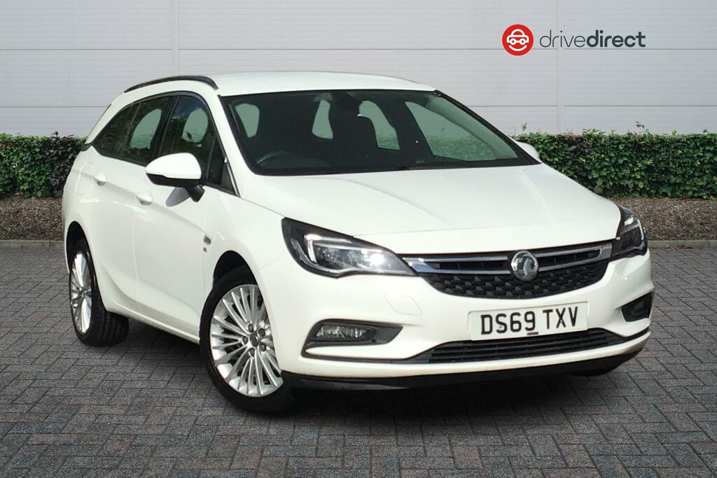 Compare Vauxhall Astra 1.4T 16V 150 Elite Nav Est Start Stop Estat DS69TXV White