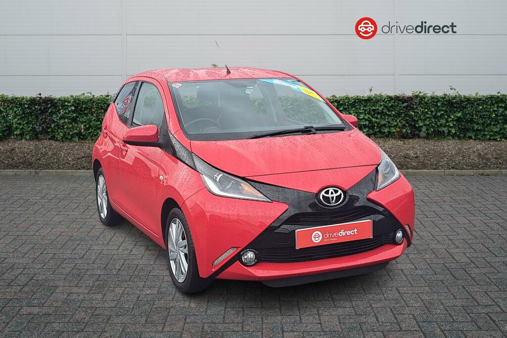Compare Toyota Aygo 1.0 Vvt-i X-pression Hatchback ML16XGS Red