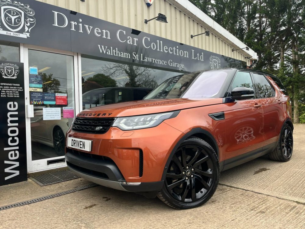 Compare Land Rover Discovery 3.0 Td V6 First Edition 4Wd Euro 6 Ss WU17YXW Orange