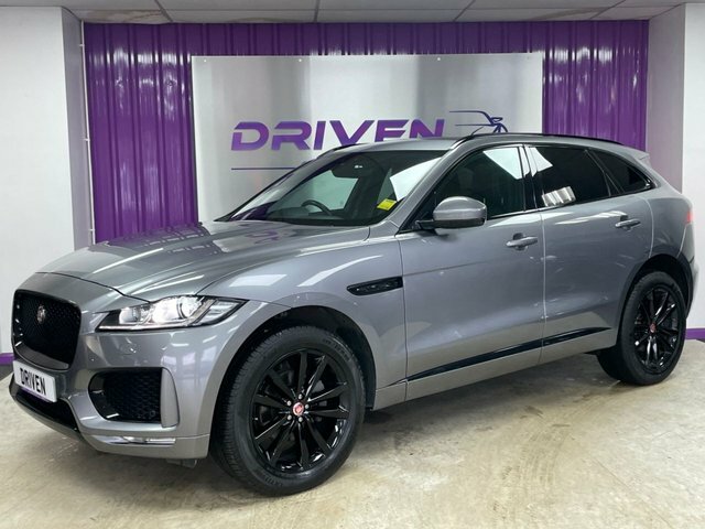 Compare Jaguar F-Pace F-pace Chequered Flag Awd D AK20VZB Grey