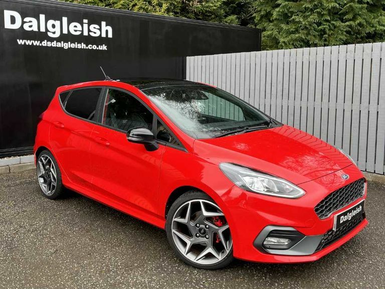 Compare Ford Fiesta 1.5 Ecoboost St-3 SO69LFS Red