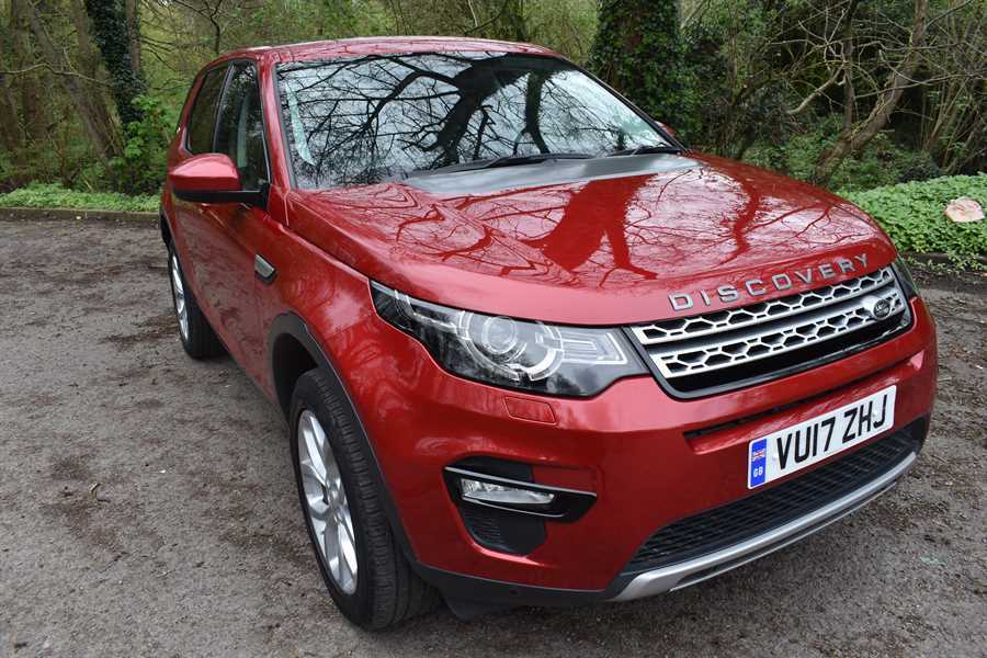 Compare Land Rover Discovery Td4 Hse Suv VU17ZHJ Red