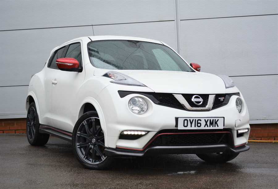 Compare Nissan Juke Dig-t Nismo Rs Suv OY16XMK White