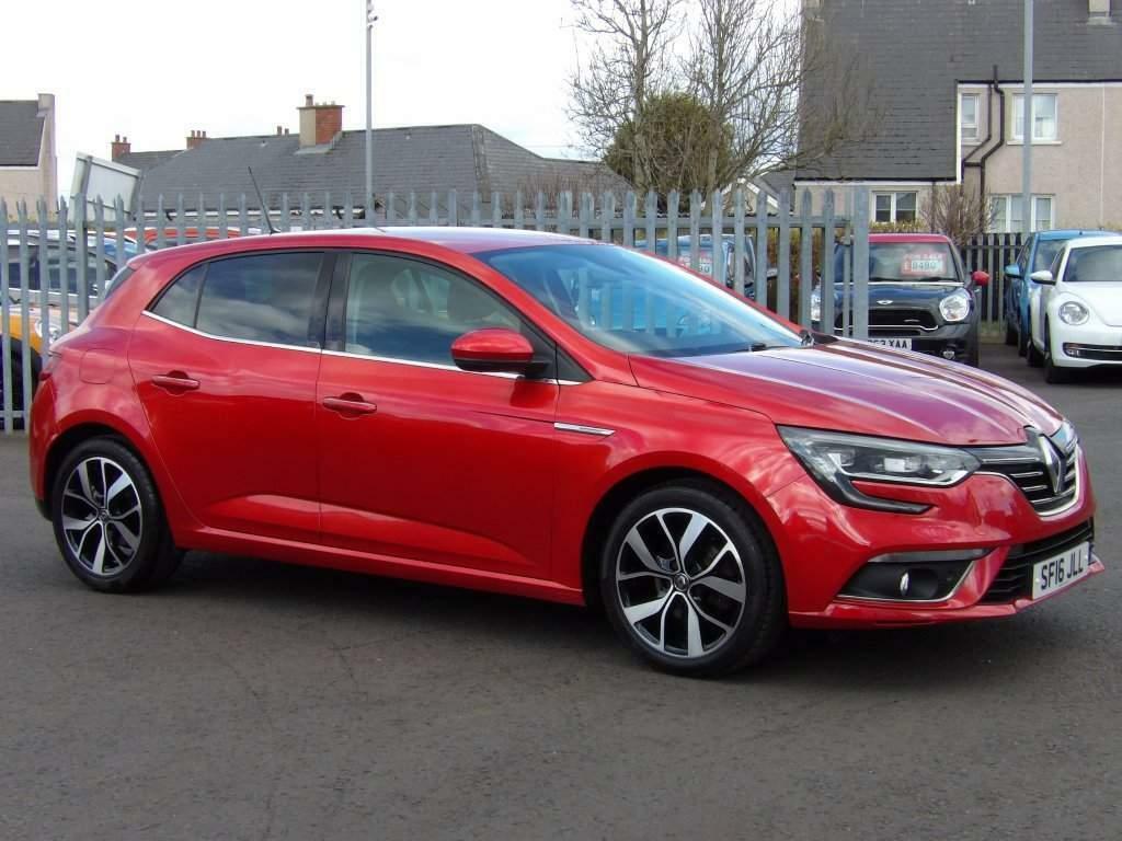 Compare Renault Megane 1.5 Dci Dynamique S Nav Euro 6 Ss SF16JLL Red