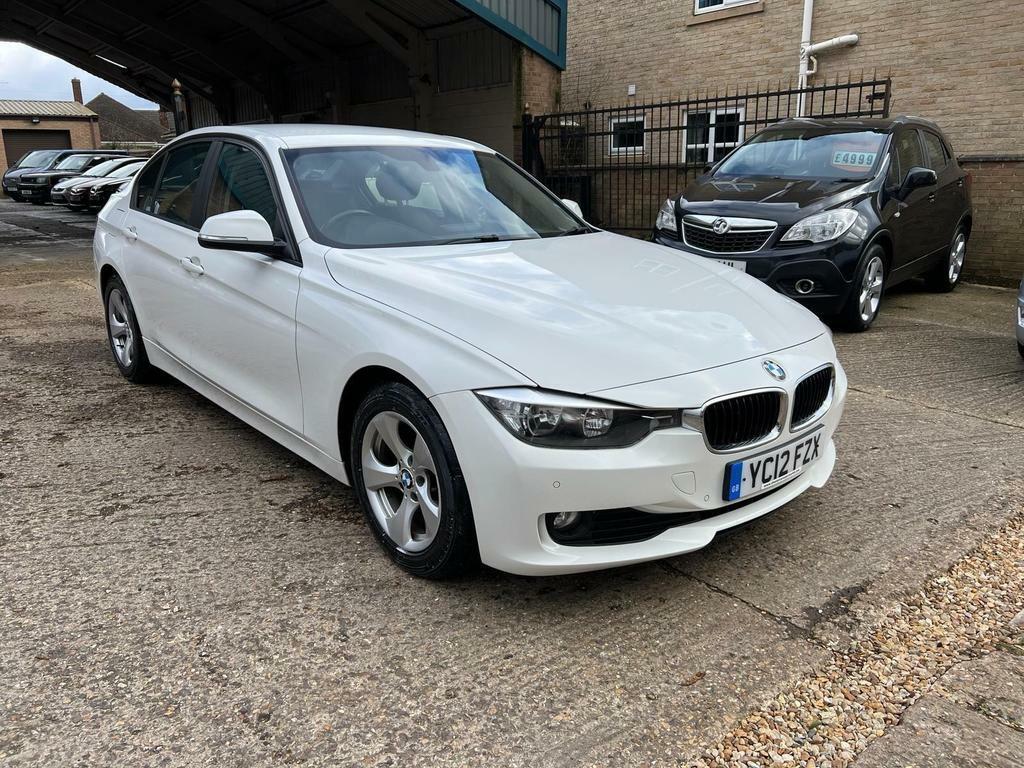 Compare BMW 3 Series 2.0 320D Ed Blueperformance Efficientdynamics Euro YC12FZX White
