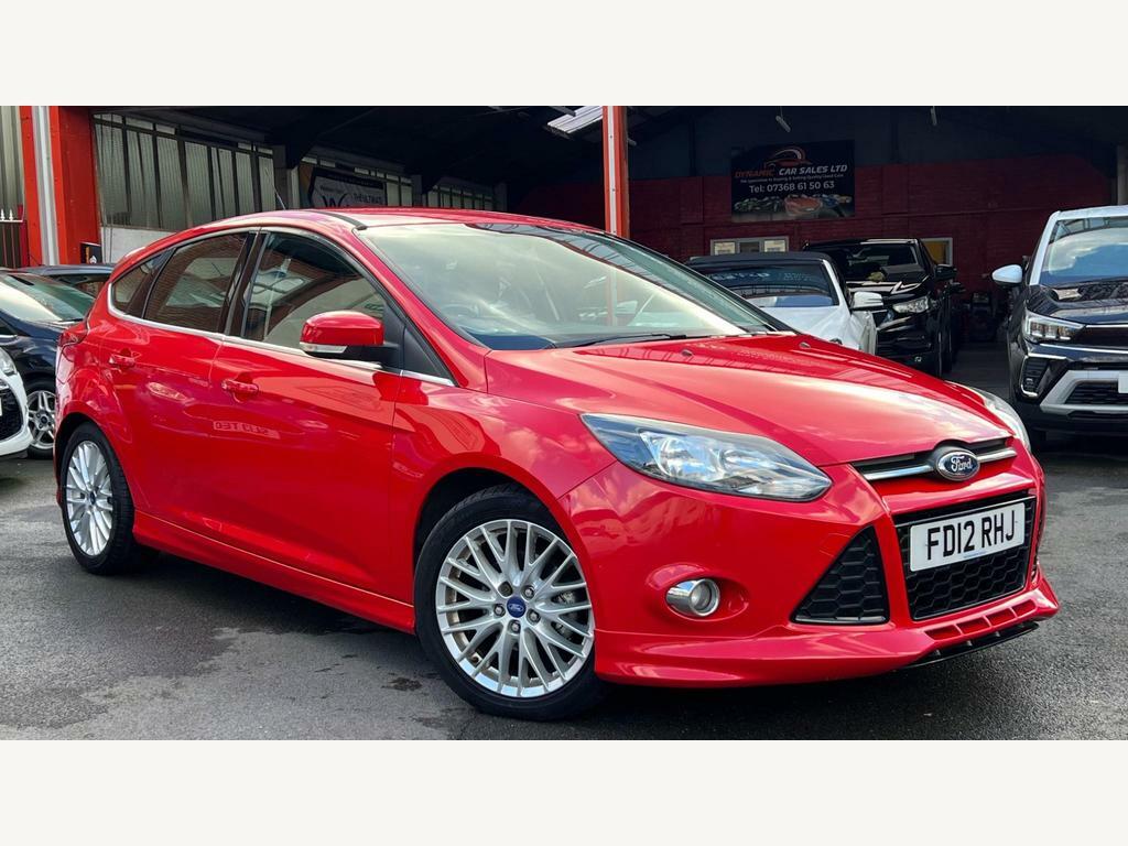 Compare Ford Focus 1.0T Ecoboost Zetec S Euro 5 Ss FD12RHJ Red