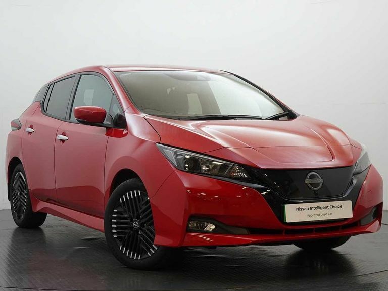 Compare Nissan Leaf 39Kw N-connecta With Sat Nav And 360 Around View C LO22WXC Red