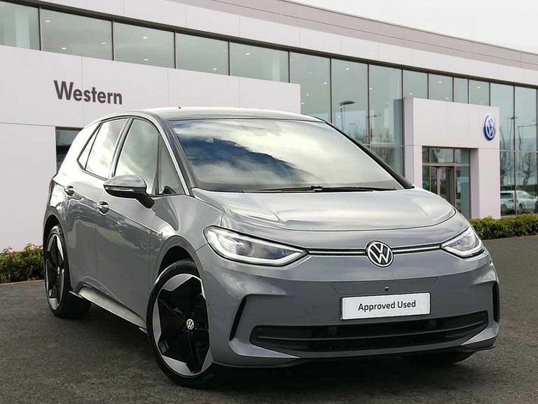 Compare Volkswagen ID.4 Pro Launch Edition 3 58Kwh 204Ps SM23ZJZ Grey