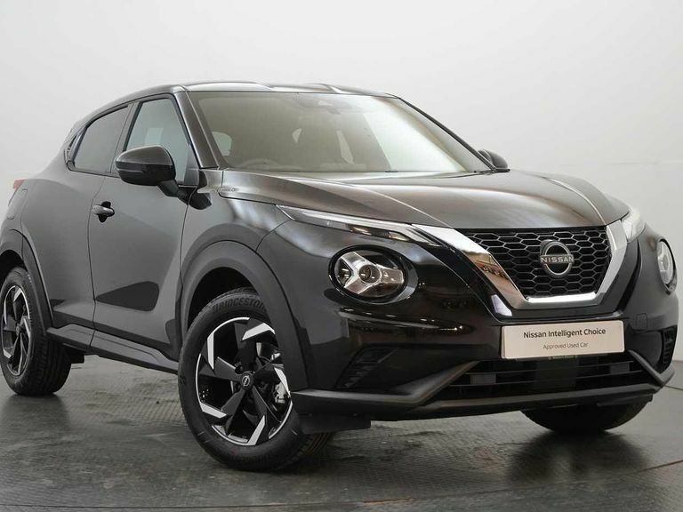 Compare Nissan Juke 1.0 Dig-t 114 N-connecta With Sat Nav And Rear Vie SH24HKP Black