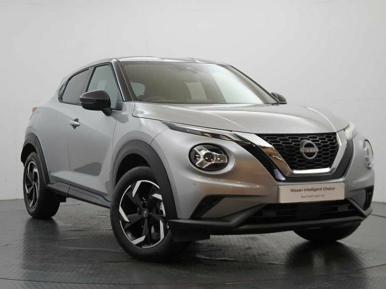 Compare Nissan Juke 1.0 Dig-t 114 N-connecta With Sat Nav And Rear Vie SL24XYZ Silver