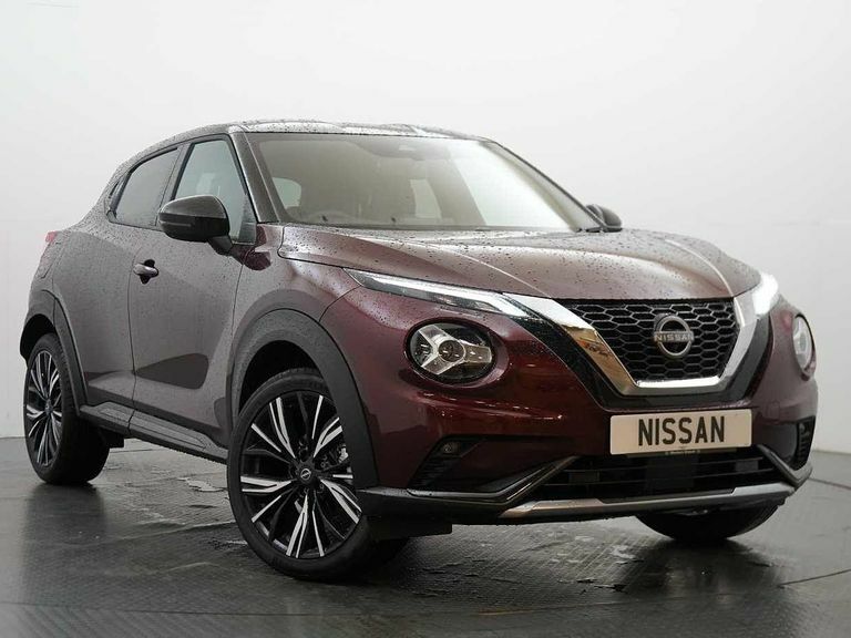Compare Nissan Juke 1.0 Dig-t 114 Tekna With Bose Audio And Drive Ass SL24WXD Black