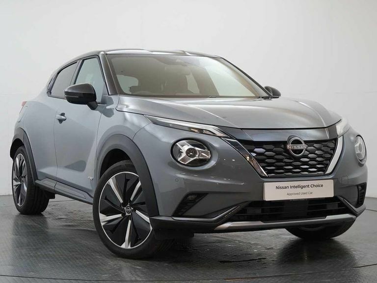 Compare Nissan Juke 1.6 143 Hev Hybrid Tekna With Bose Audio And Pro SM73AFE Grey