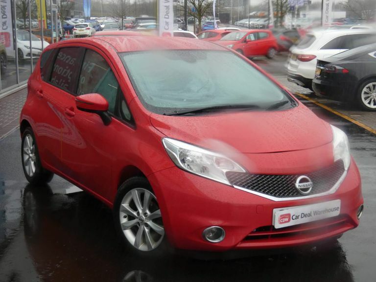 Compare Nissan Note 1.2 Dig-s Acenta Premium Cvt Euro 5 Ss SV64ZVO Red