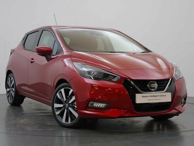 Compare Nissan Micra 1.0 Ig-t 92 Tekna X-tronic With Bose Audio SM72CGK Red