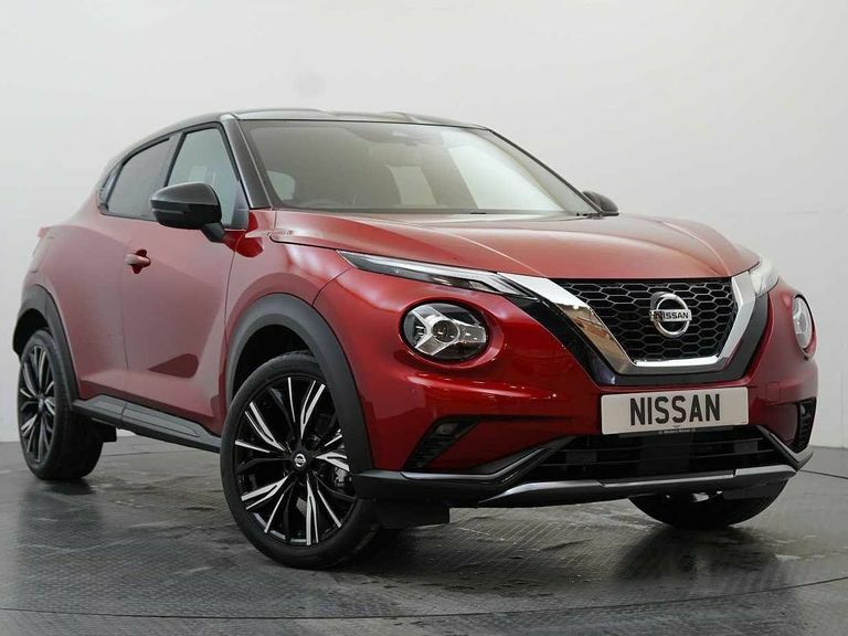 Compare Nissan Juke 1.0 Dig-t 117 Tekna Dct With Bose Audio And DY70NTC Red