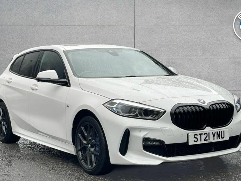 Compare BMW 1 Series 118I M Sport ST21YNU White